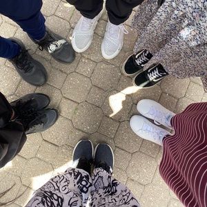 Meet your Posher, Zee